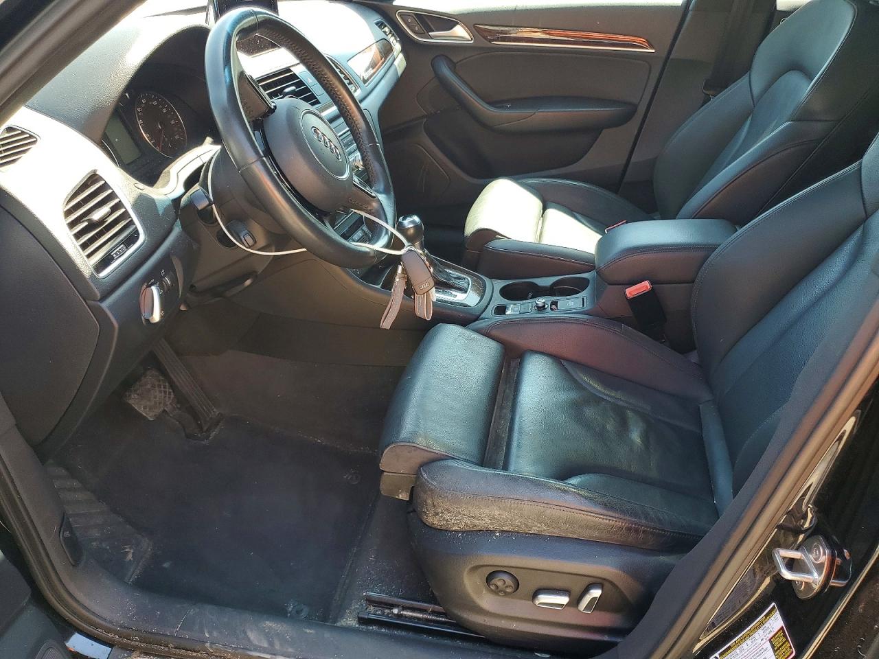 AUDI Q3 2018 — 8