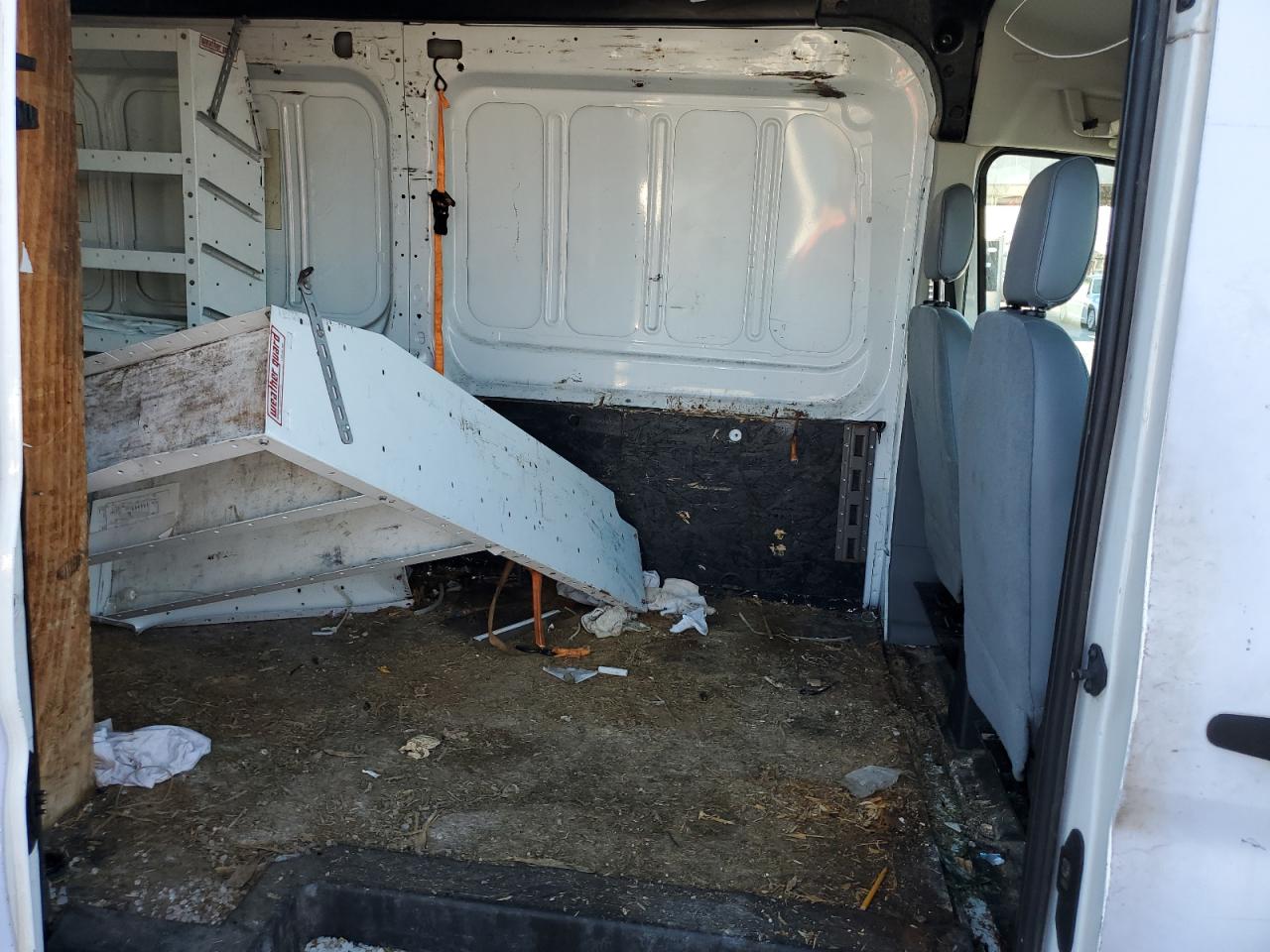 FORD TRANSIT 2016 — 11