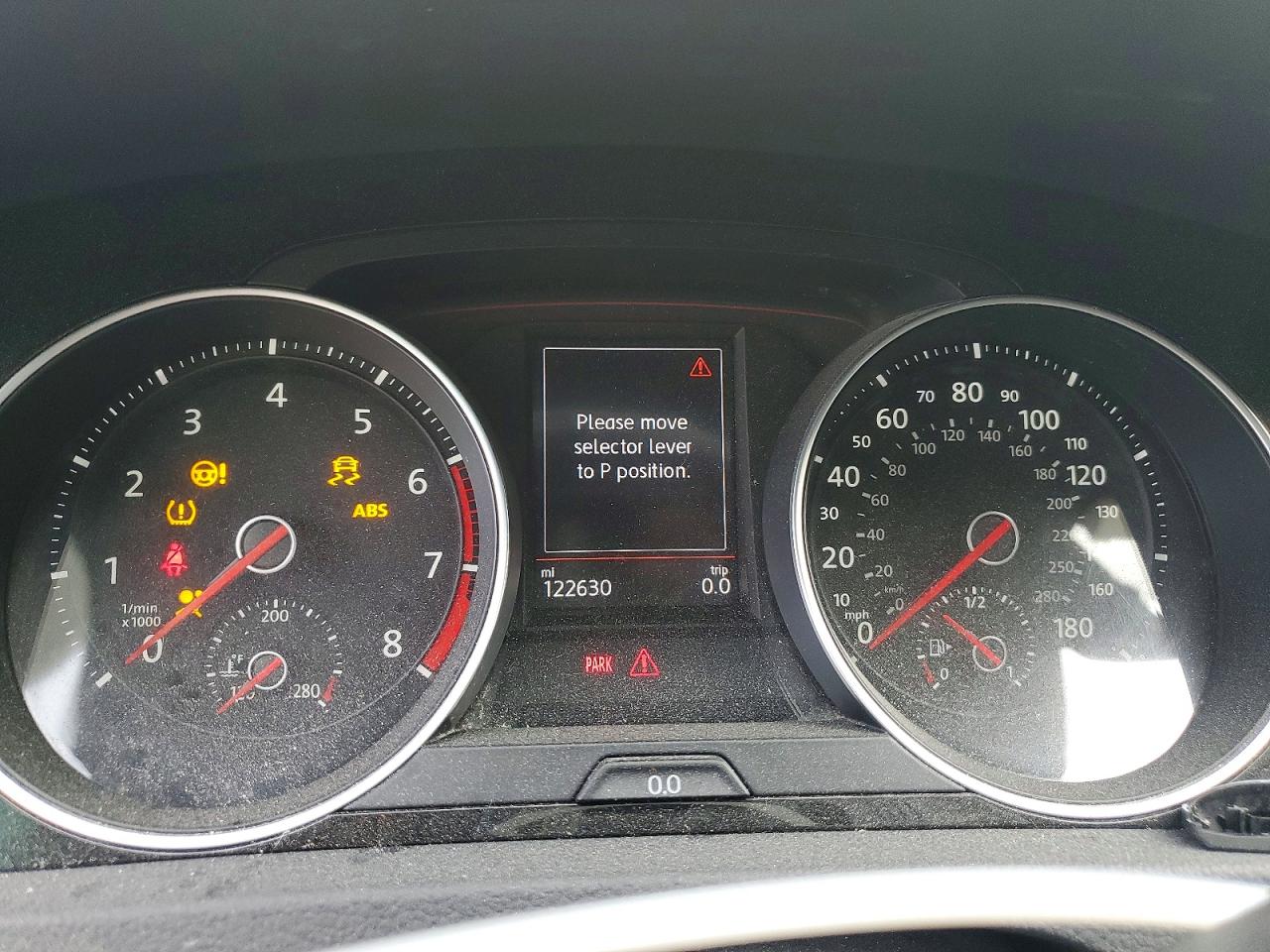 VOLKSWAGEN GTI 2019 — 10