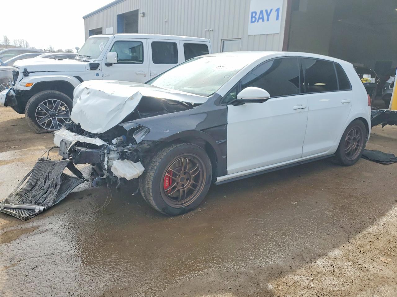 VOLKSWAGEN GTI 2019 — 2