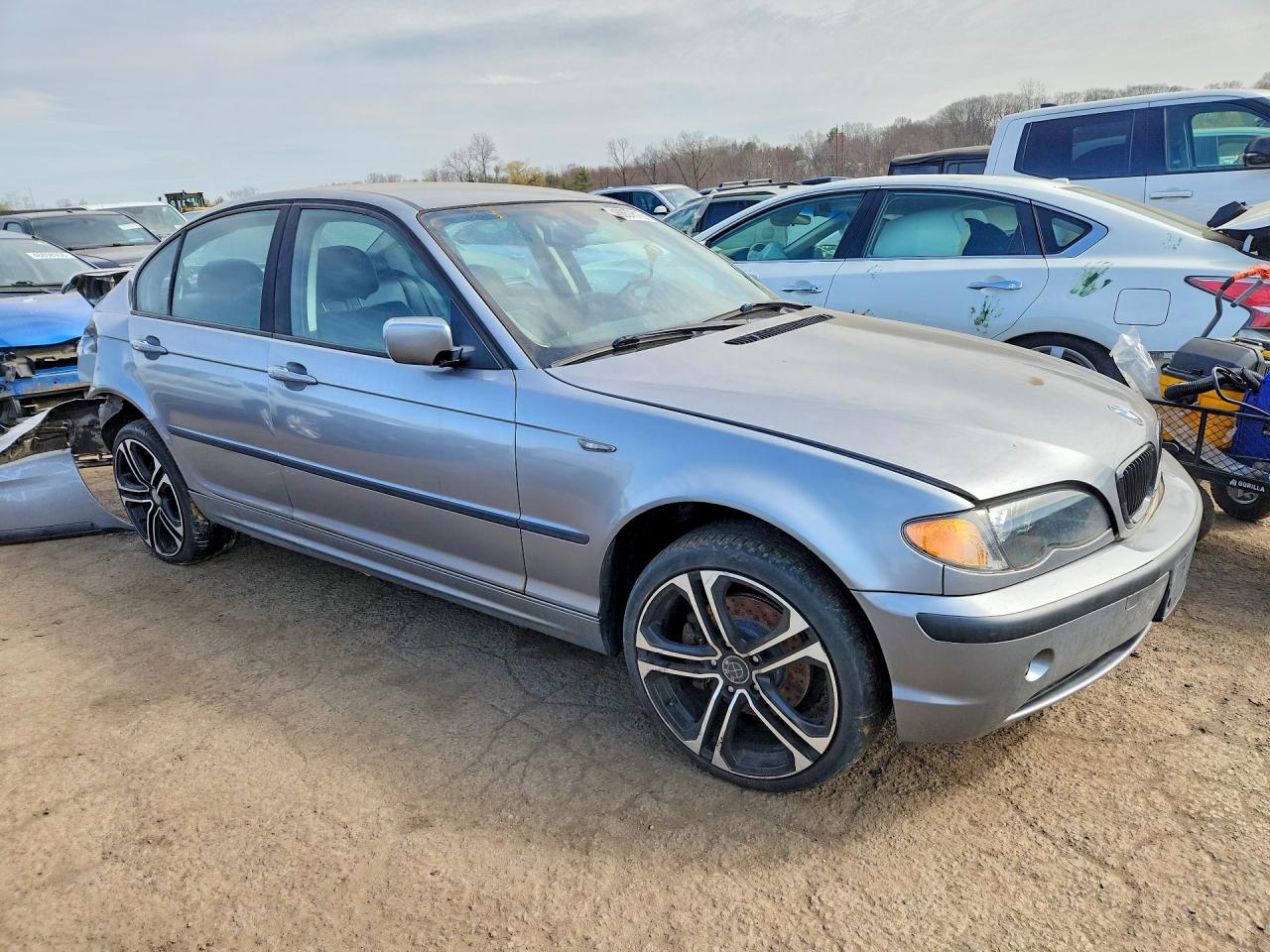 2004 BMW 325 XI