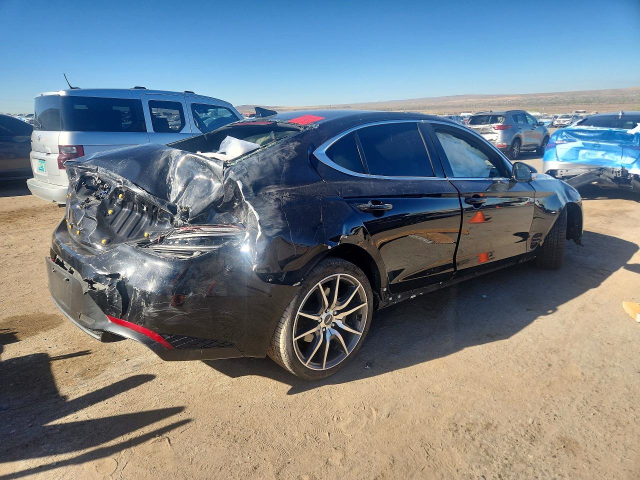 GENESIS G70 2023 — 4