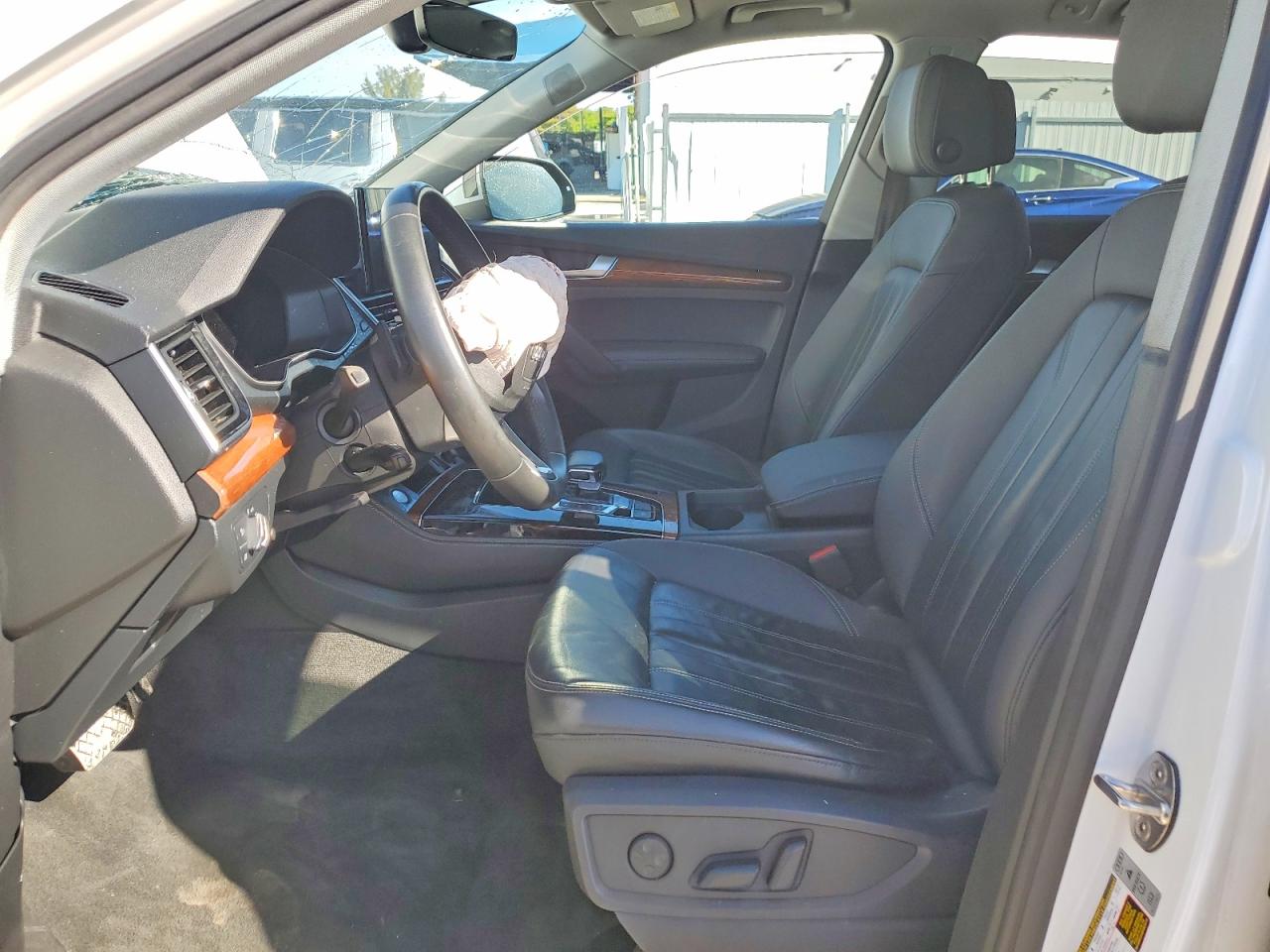 AUDI Q5 2023 — 8