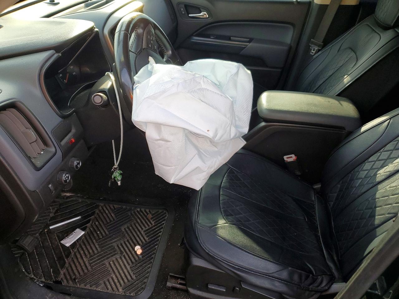 CHEVROLET COLORADO 2015 — 8