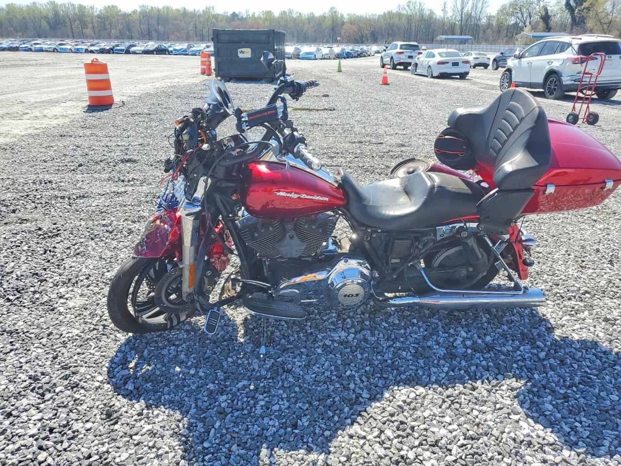 HARLEY-DAVIDSON FLHX 2013 — 4