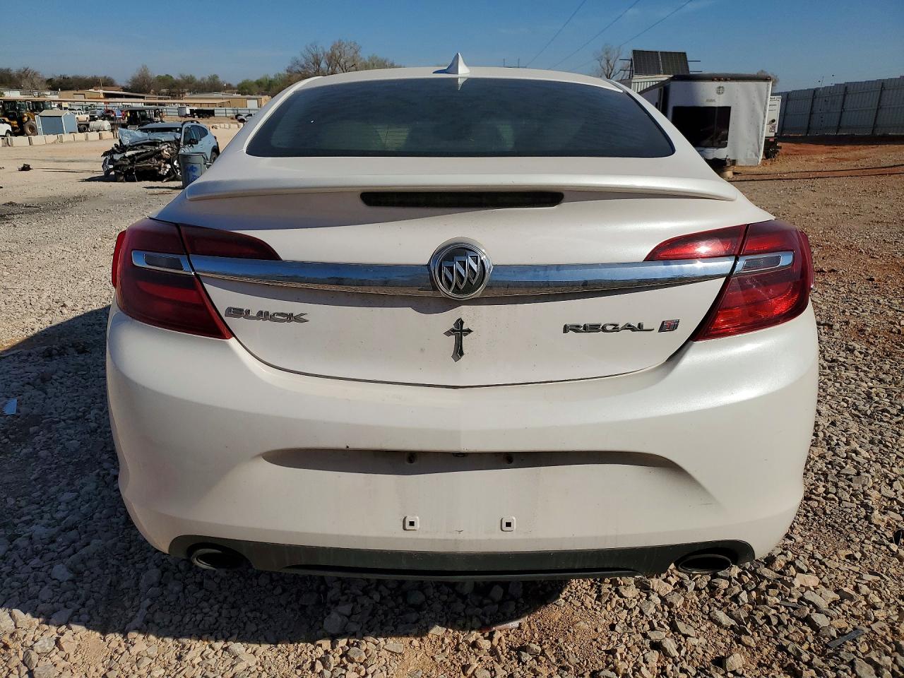 BUICK REGAL 2017 — 7