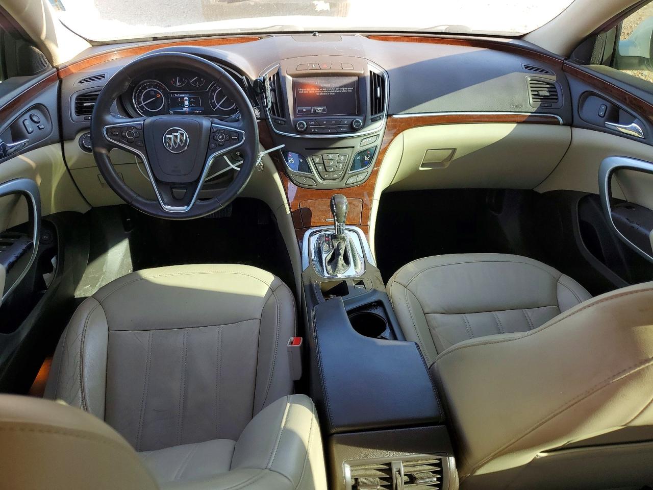 BUICK REGAL 2017 — 9
