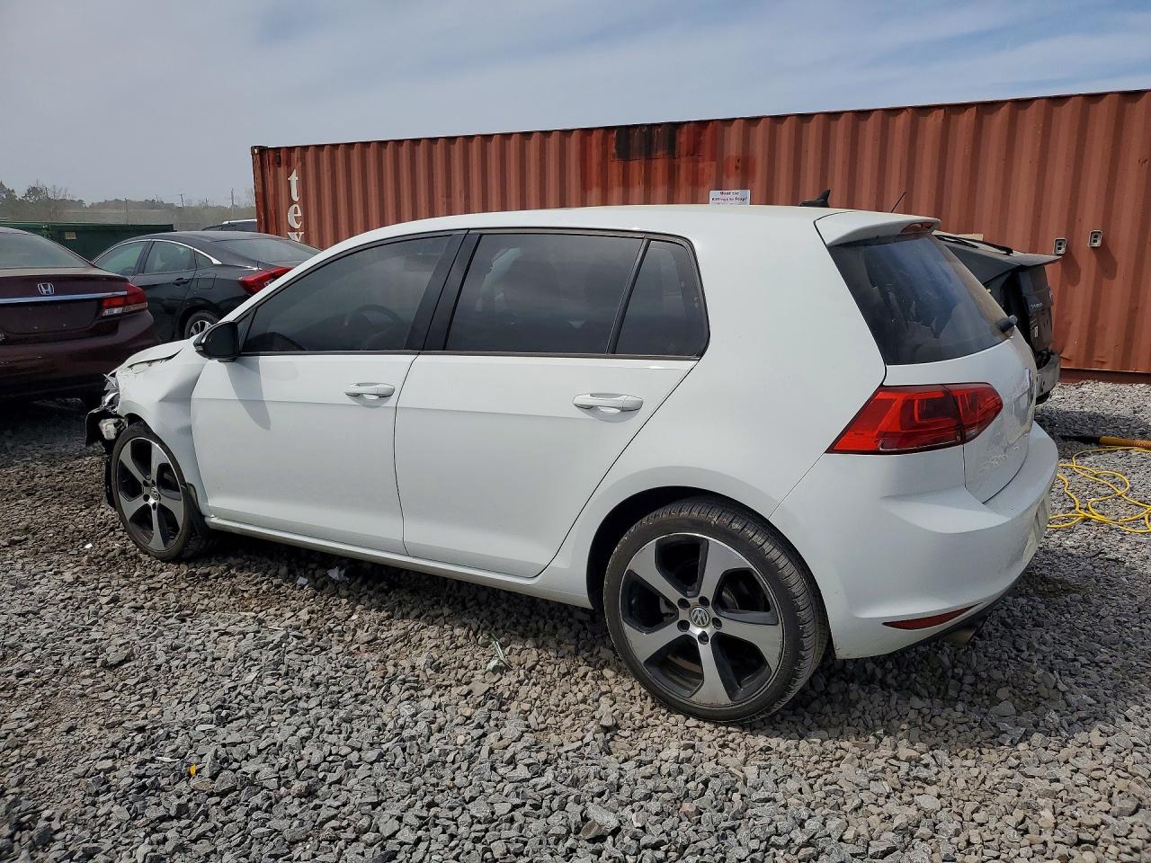 VOLKSWAGEN GOLF 2016 — 3