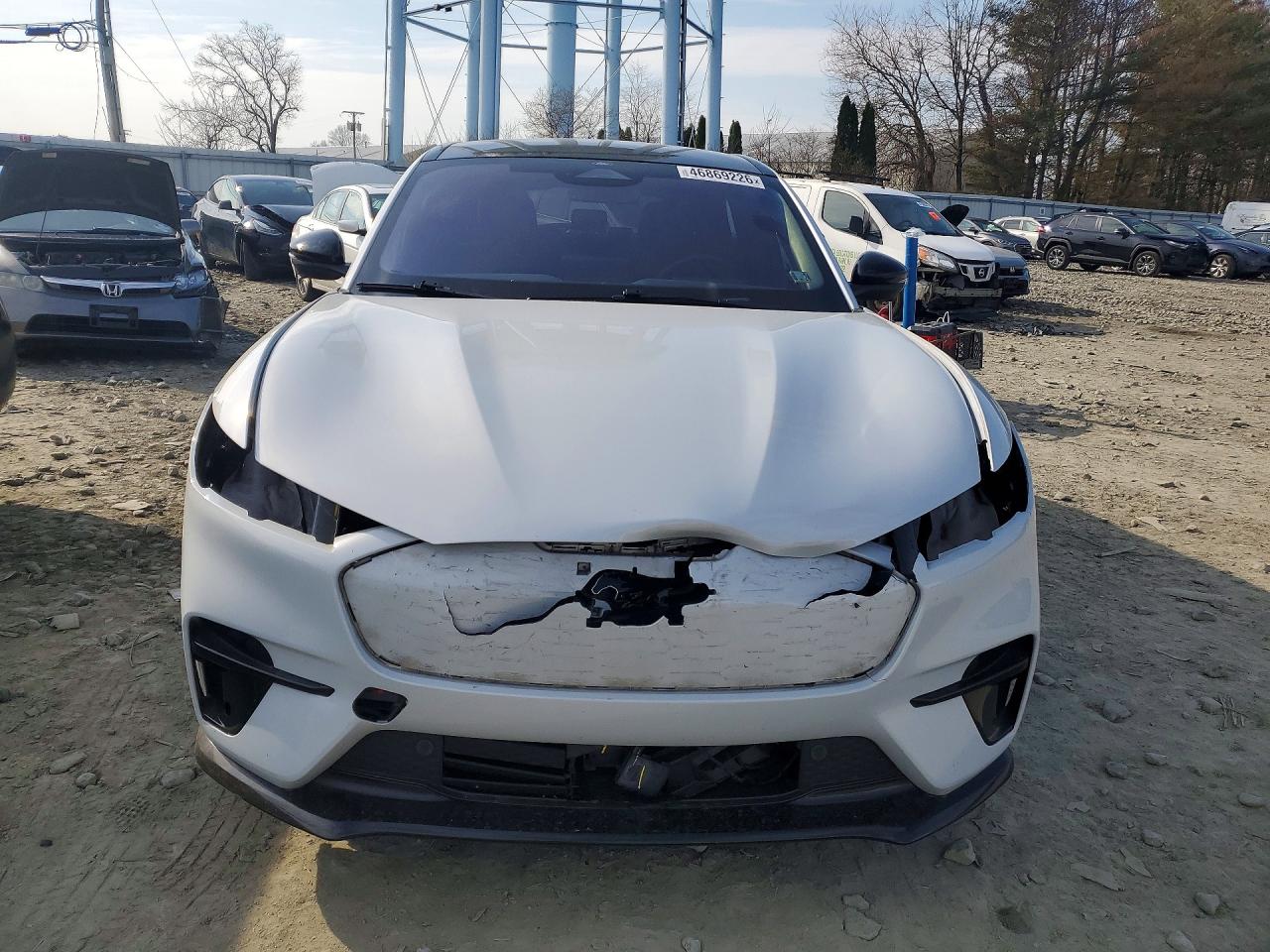 FORD MUSTANG MACH-E 2021 — 6