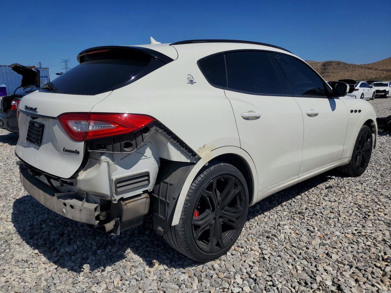 MASERATI LEVANTE 2019 — 4