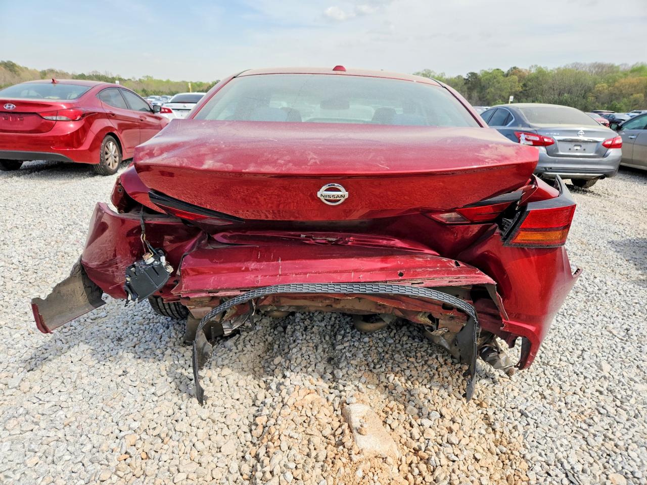 NISSAN ALTIMA 2019 — 7
