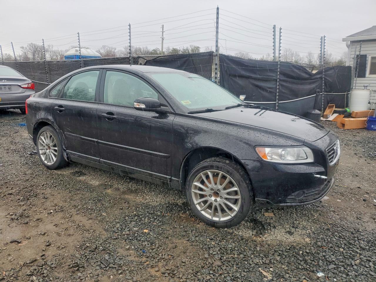 VOLVO S40 2010 — 5