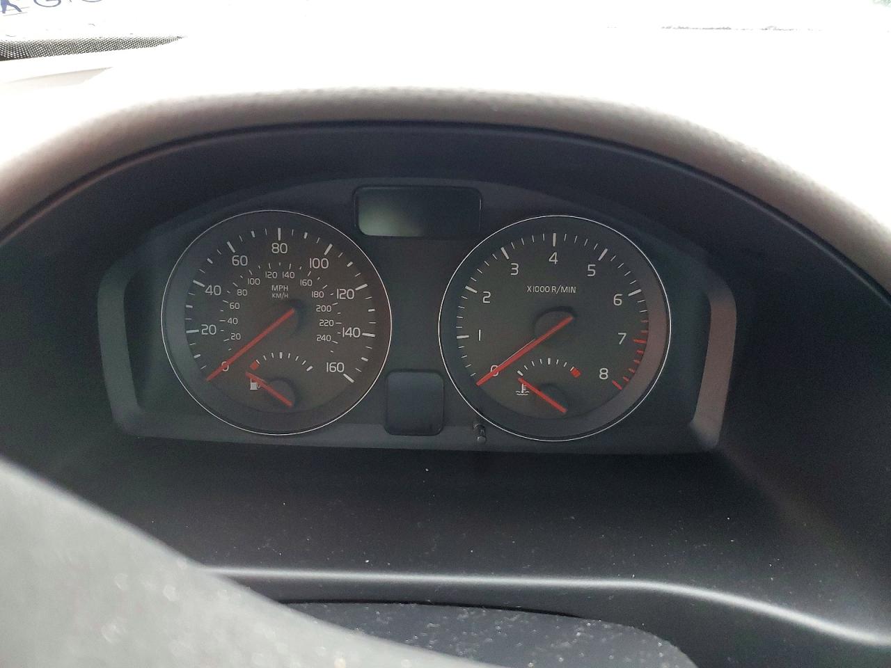 VOLVO S40 2010 — 10