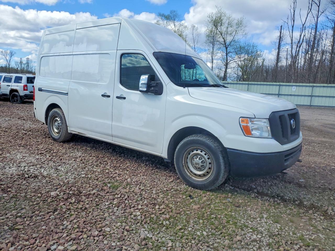 2015 NISSAN NV 3500 HD S