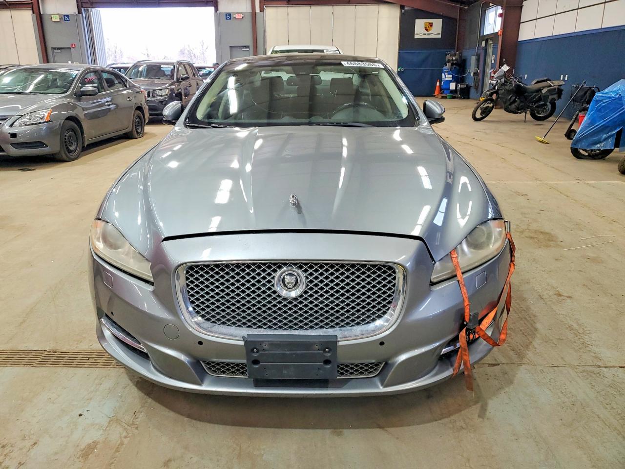 JAGUAR XJL 2011 — 6