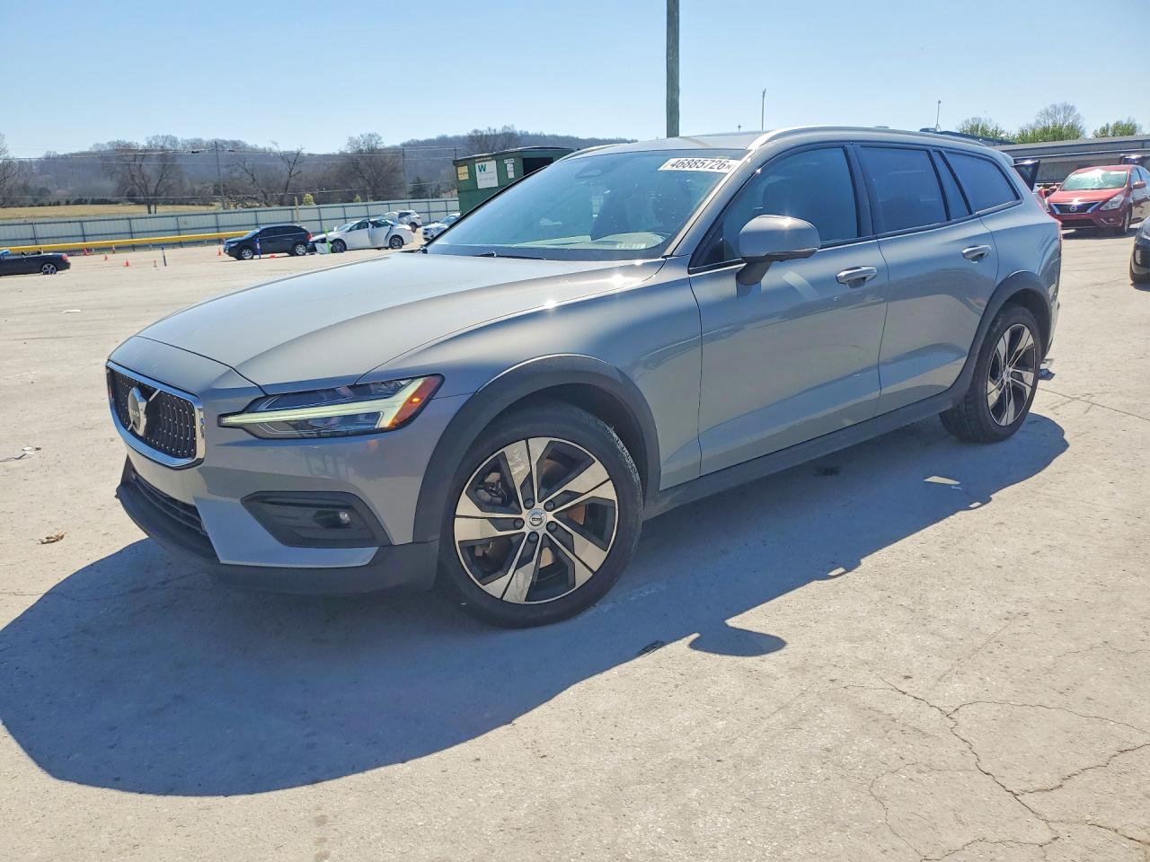 VOLVO V60 2025 — 2