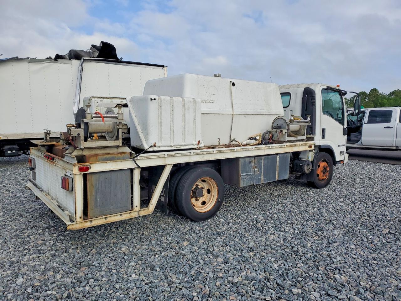 ISUZU NPR HD 2019 — 4