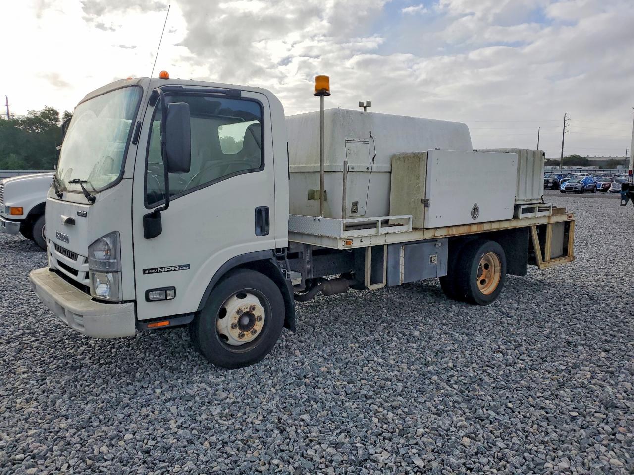 ISUZU NPR HD 2019 — 2