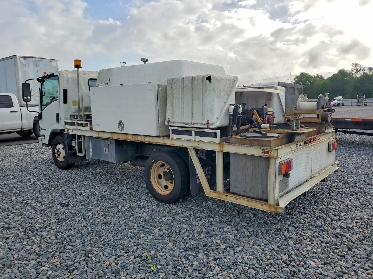 ISUZU NPR HD 2019 — 3
