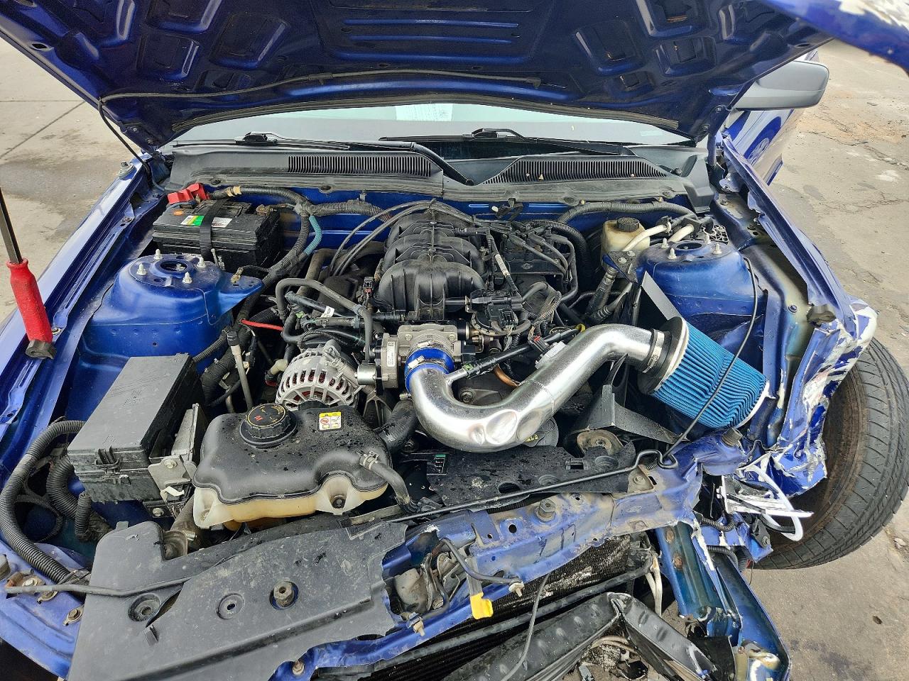 FORD MUSTANG 2005 — 12