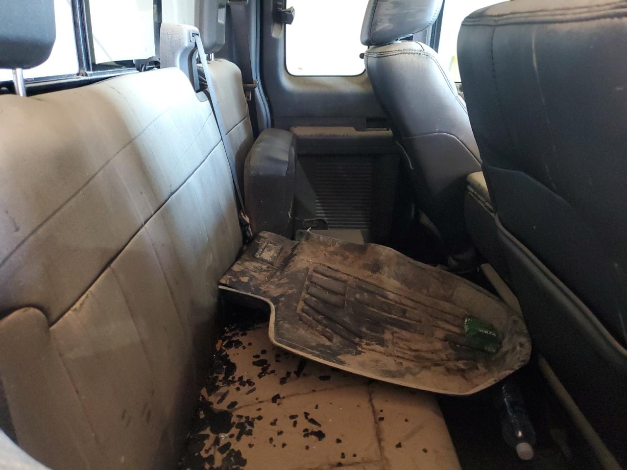 FORD F250 2011 — 11