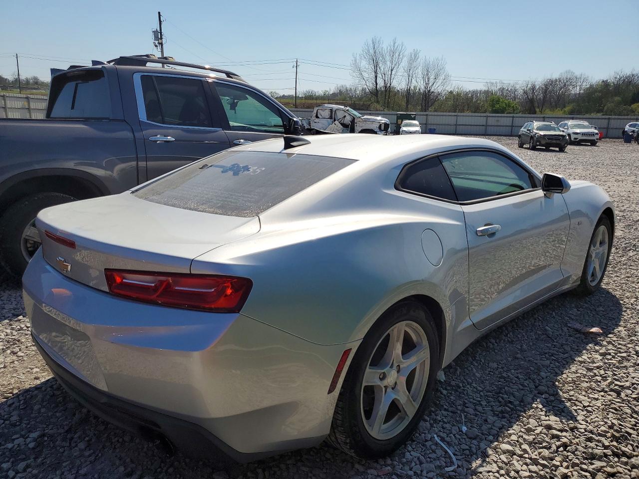 CHEVROLET CAMARO 2016 — 4
