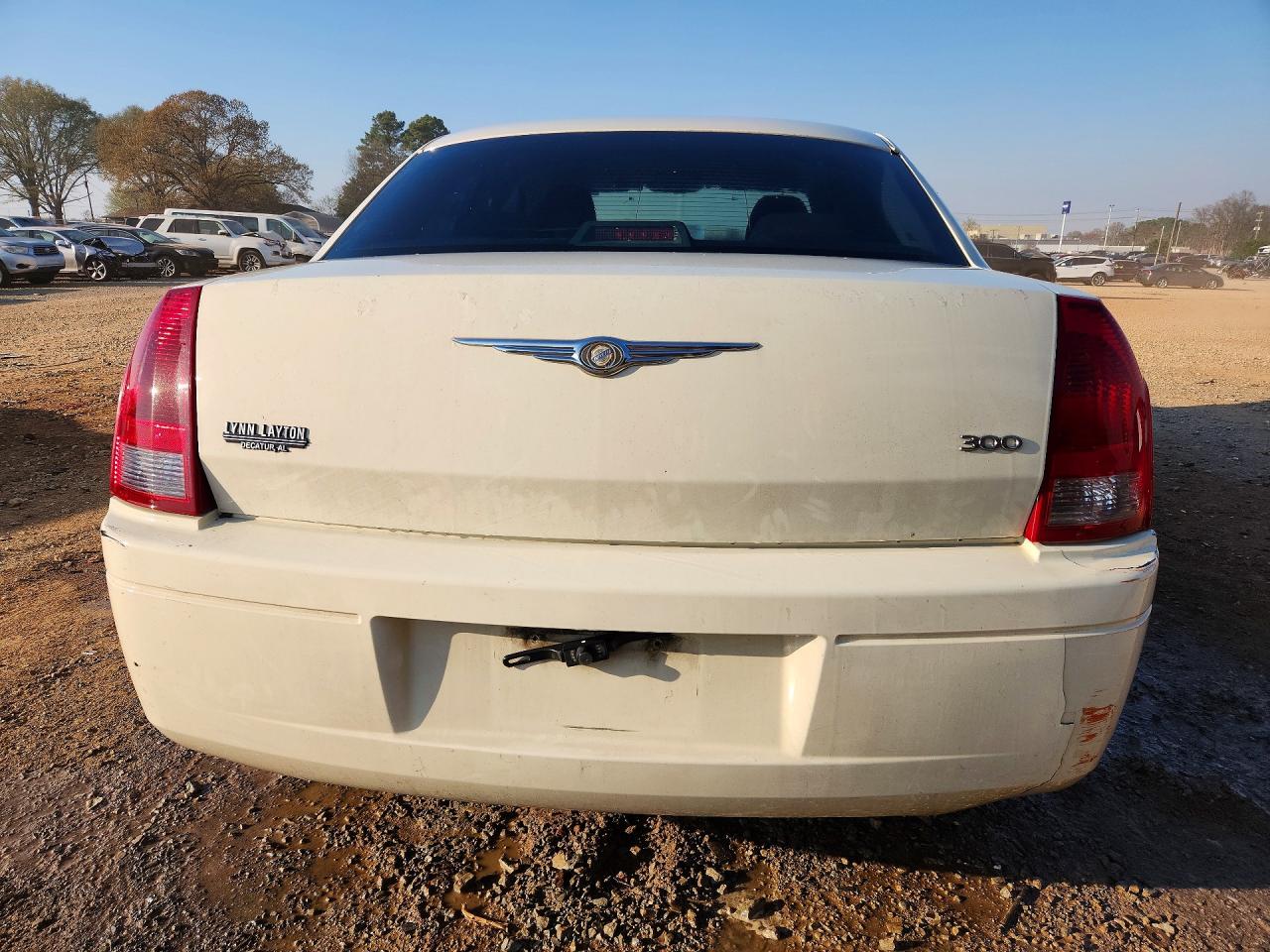 CHRYSLER 300 2005 — 7