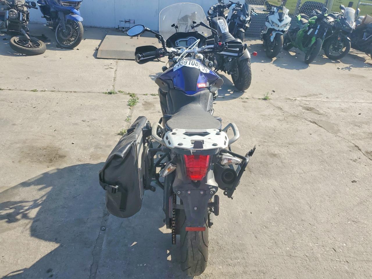 2013 TRIUMPH MOTORCYCLE TIGER 800
