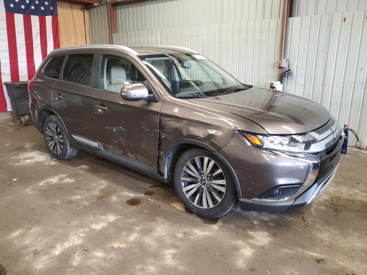 2019 MITSUBISHI OUTLANDER SE