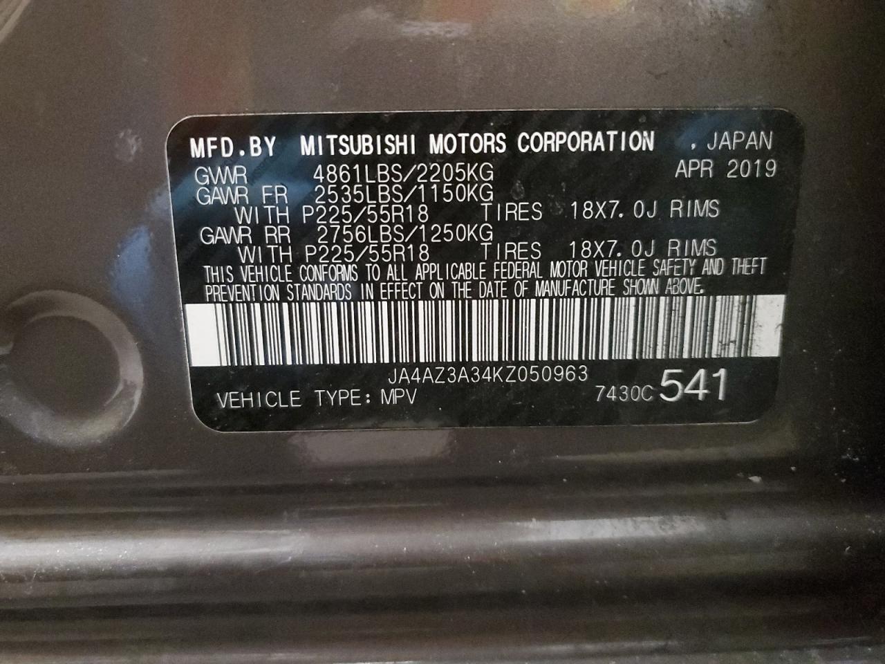 MITSUBISHI OUTLANDER 2019 — 15