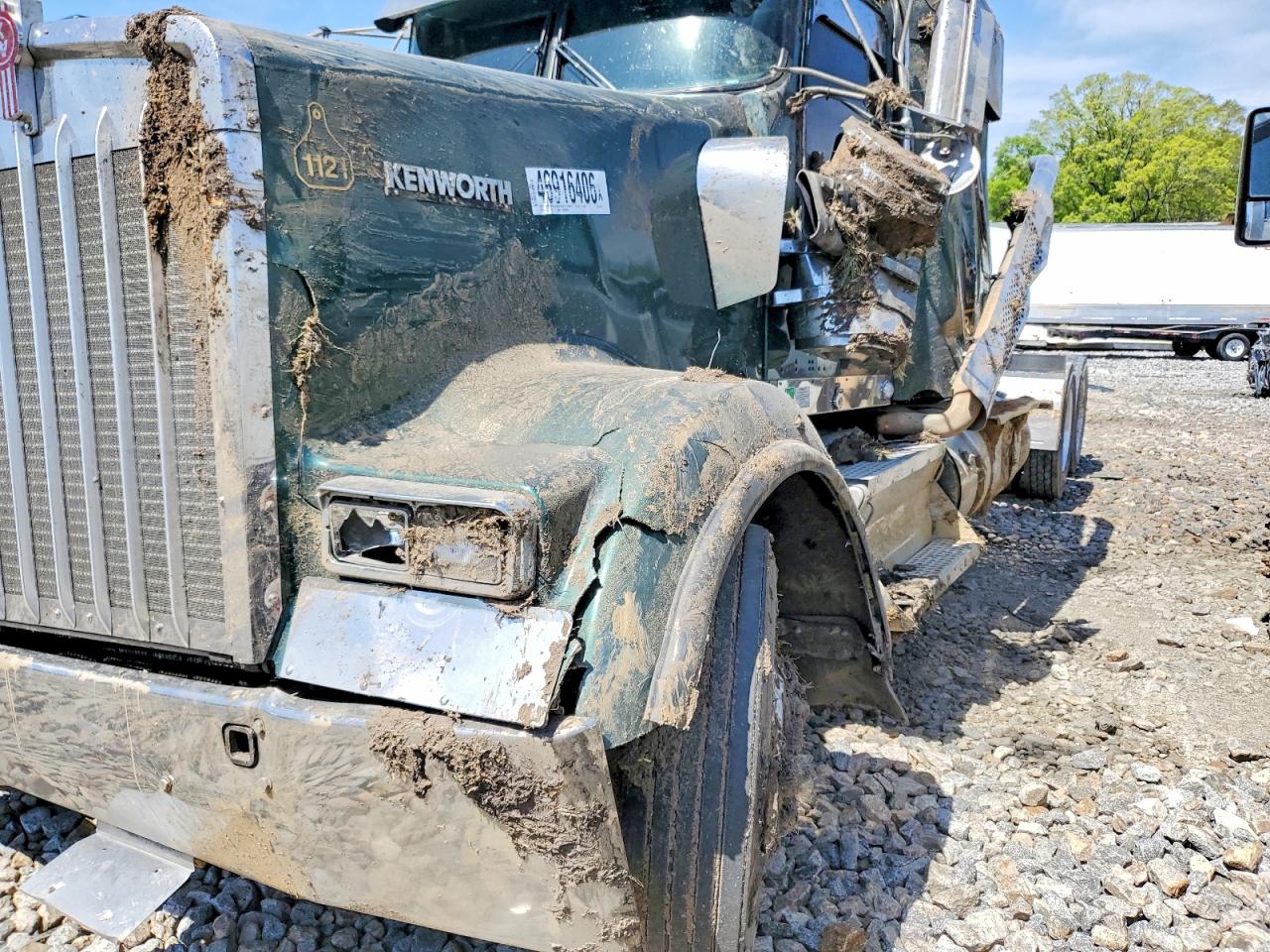 KENWORTH CONSTRUCTION 2013 — 11