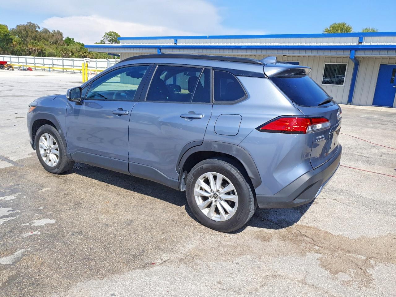 TOYOTA COROLLA CROSS 2023 — 3