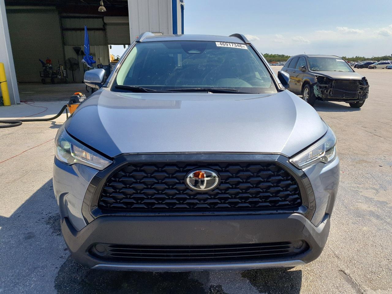 TOYOTA COROLLA CROSS 2023 — 6