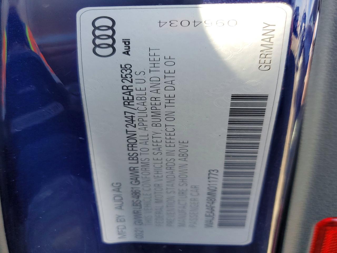 AUDI A4 2021 — 13