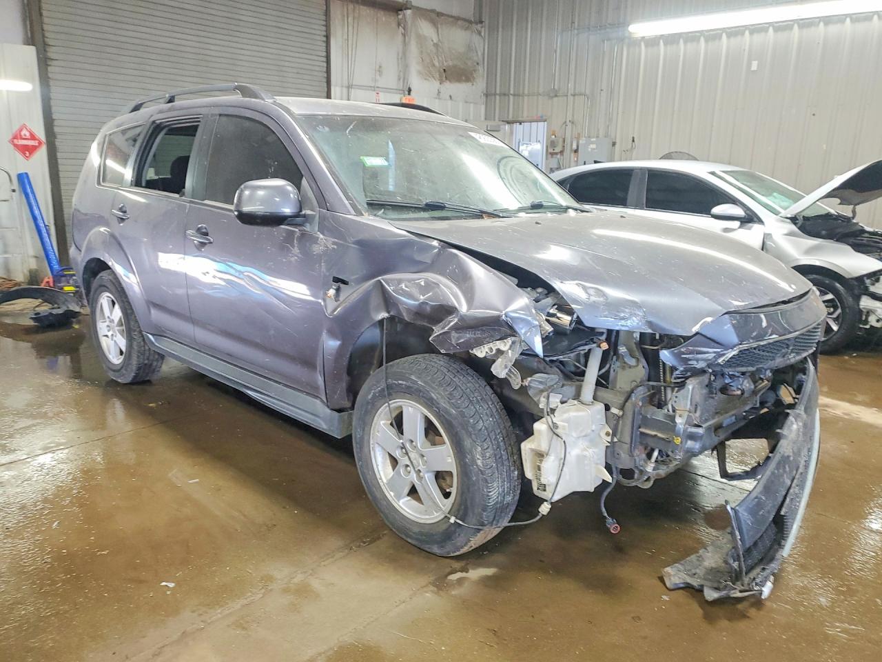MITSUBISHI OUTLANDER 2010 — 5