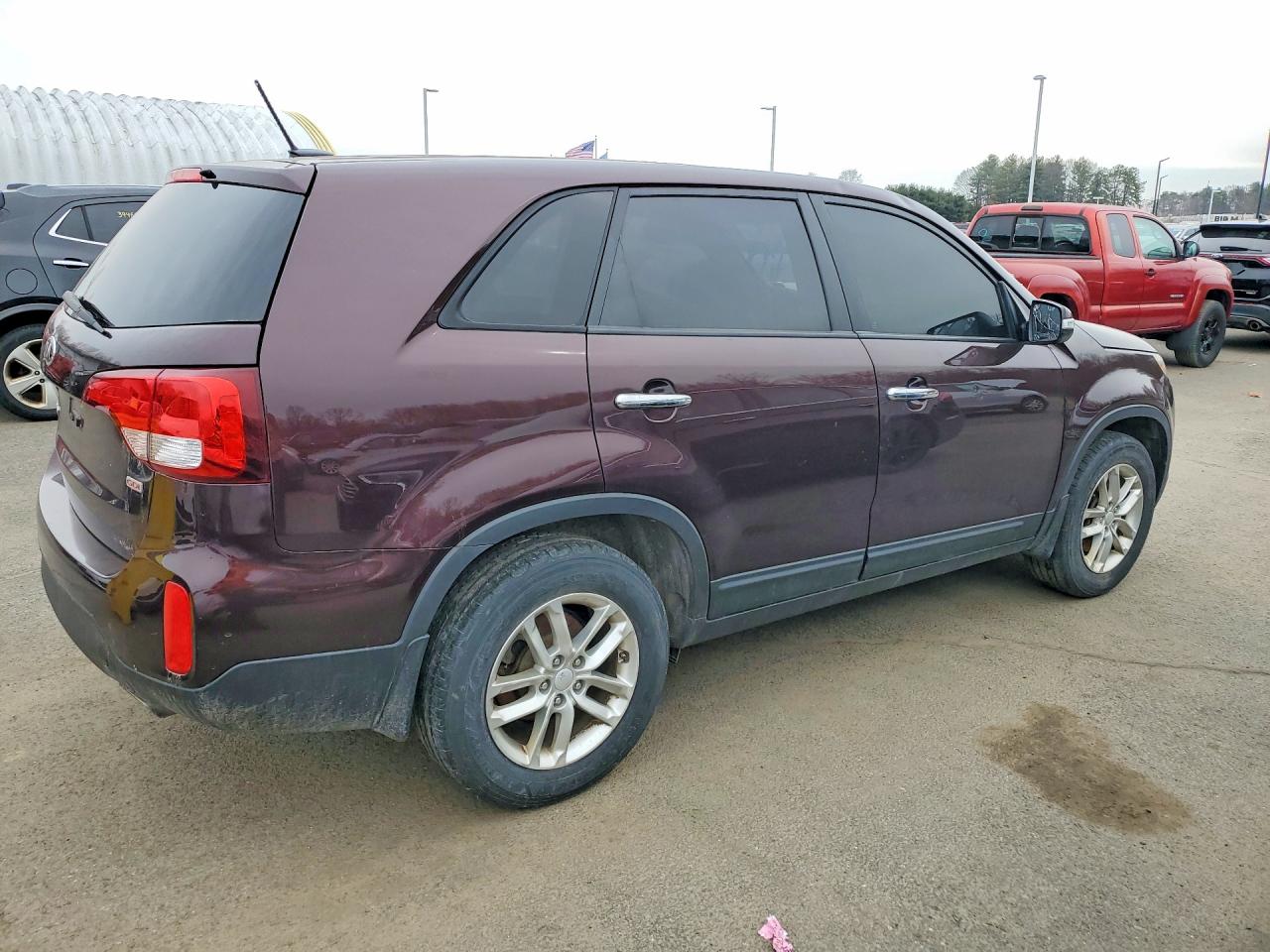 KIA SORENTO 2015 — 4
