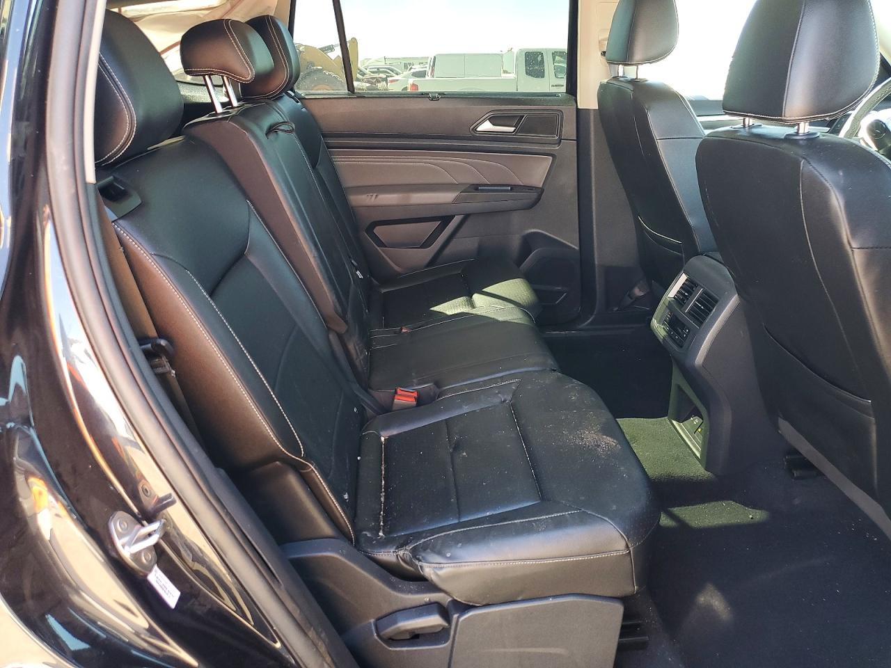 VOLKSWAGEN ATLAS 2022 — 12