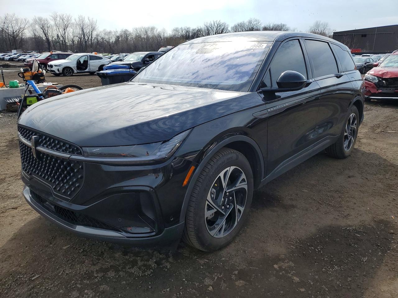 LINCOLN NAUTILUS 2024 — 2