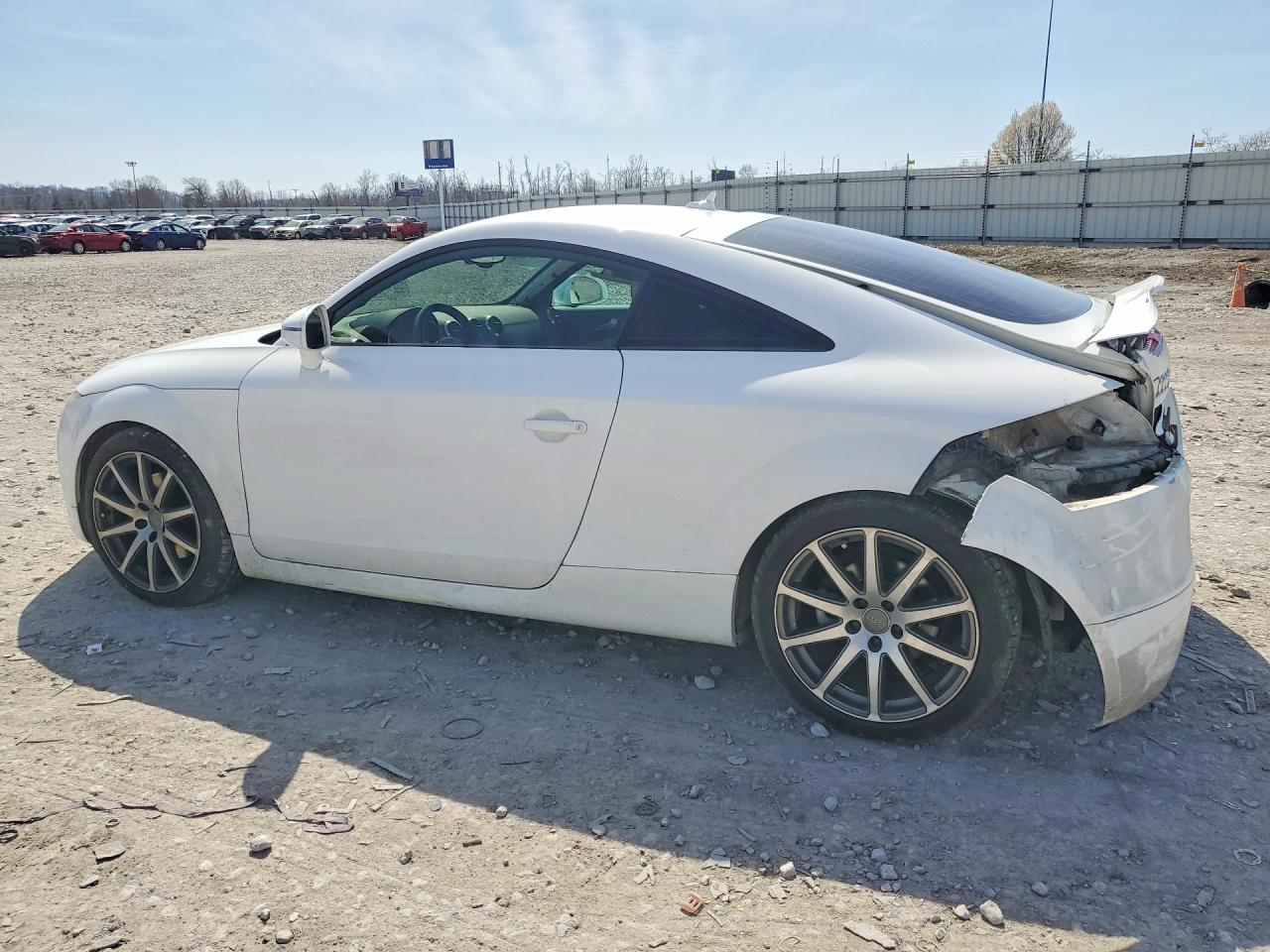 AUDI TT 2010 — 3