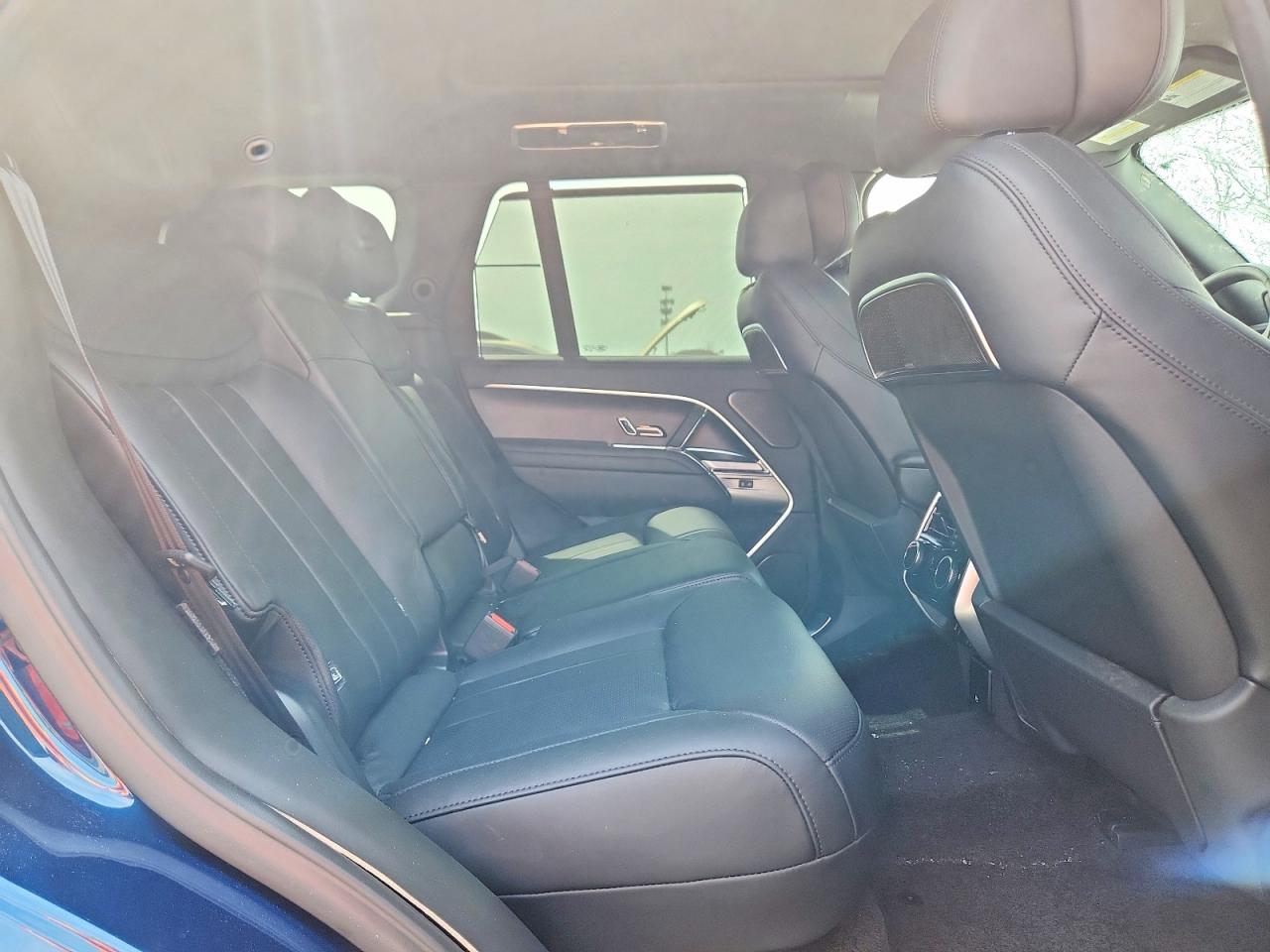 LAND ROVER RANGE ROVER 2026 — 12