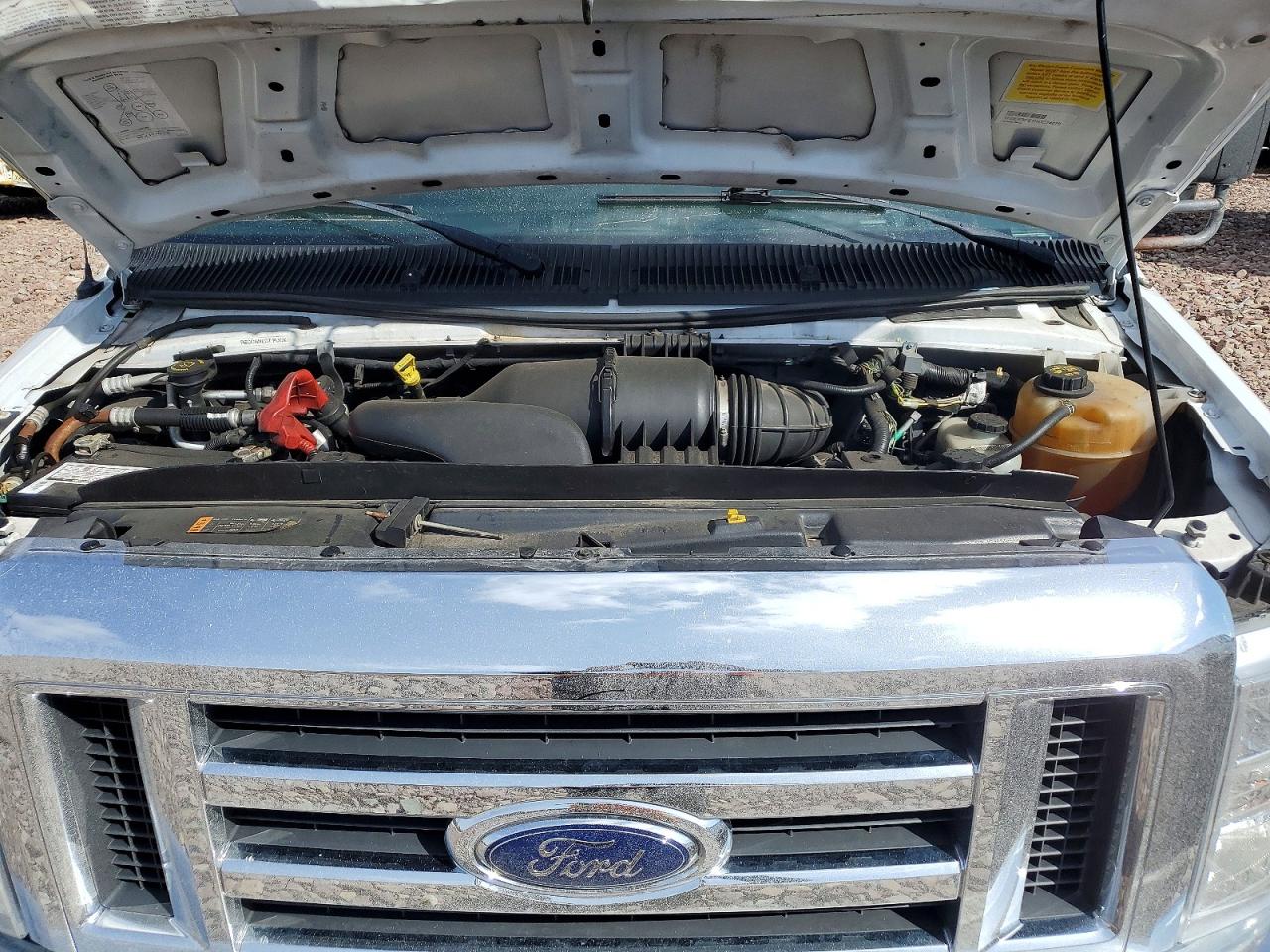 FORD ECONOLINE 2017 — 8