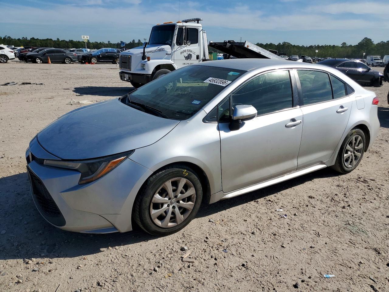 TOYOTA COROLLA  LE 2022 — 2