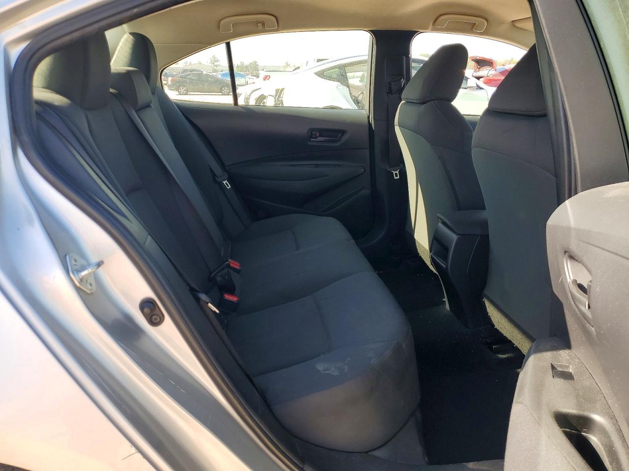 TOYOTA COROLLA  LE 2022 — 12