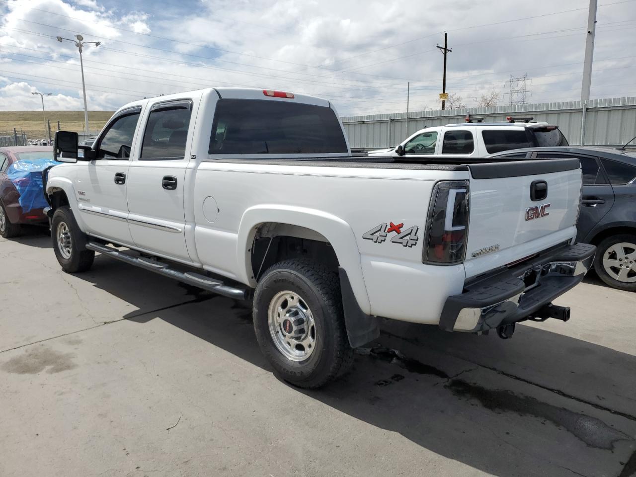 GMC Sierra 2006 — 2