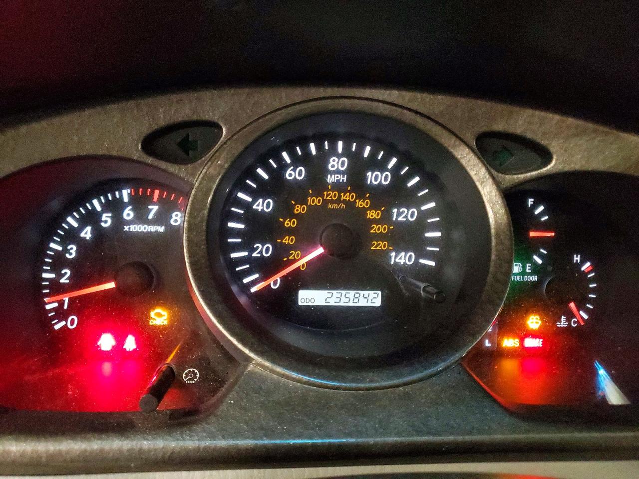 TOYOTA HIGHLANDER 2003 — 10