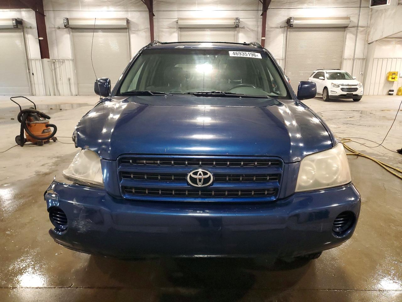 TOYOTA HIGHLANDER 2003 — 6