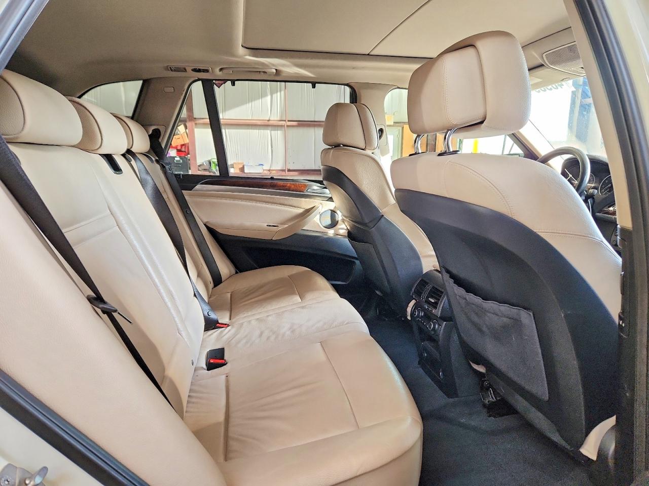 BMW X5 2012 — 12