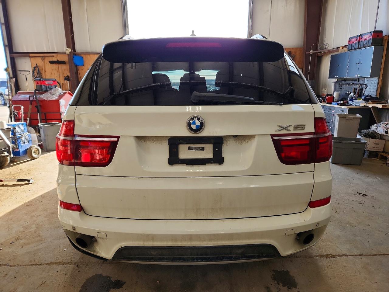 BMW X5 2012 — 7