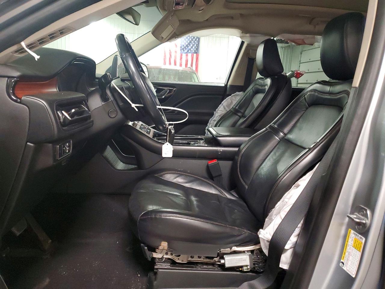LINCOLN AVIATOR 2021 — 8