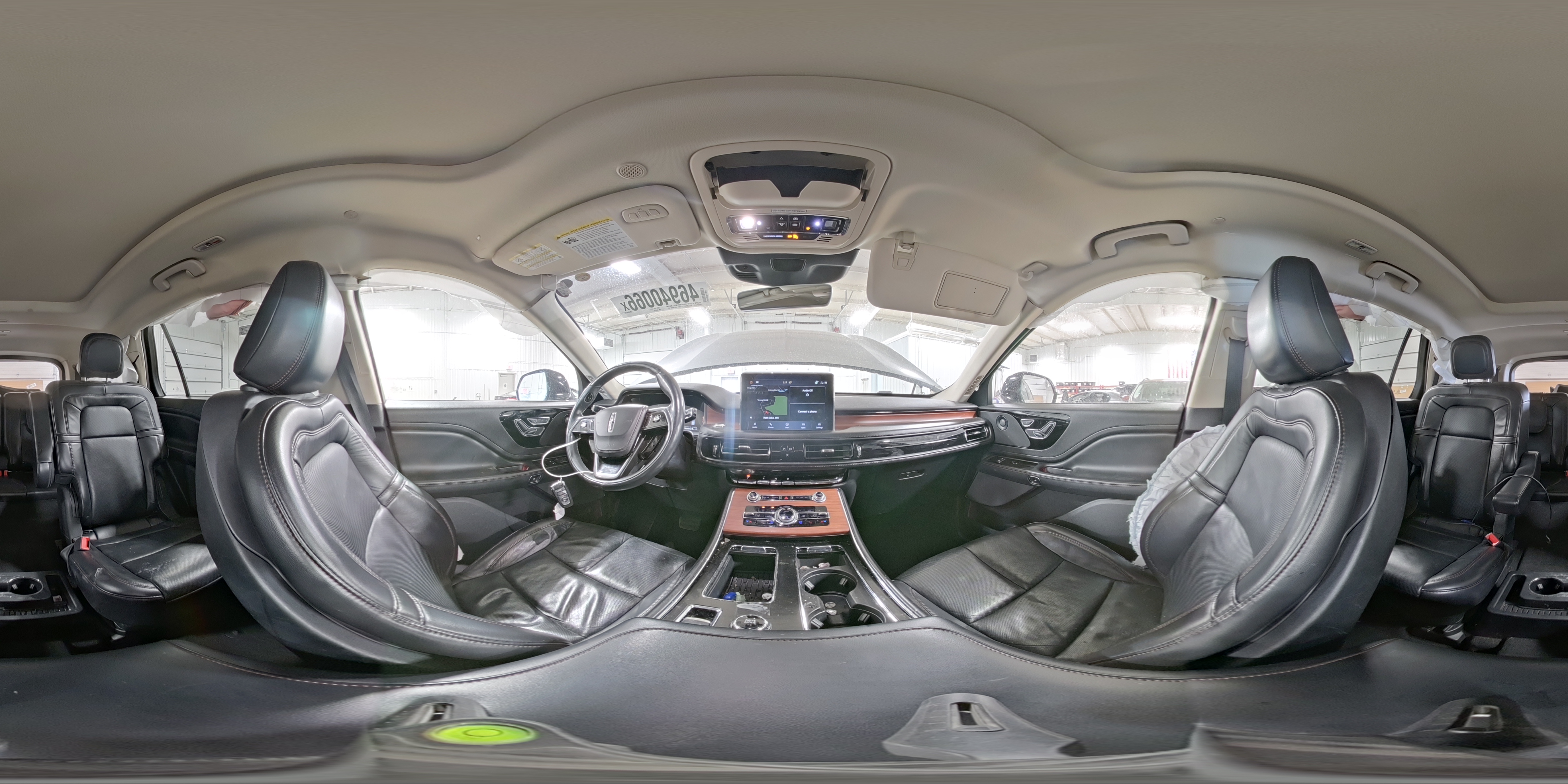 LINCOLN AVIATOR 2021 — 16